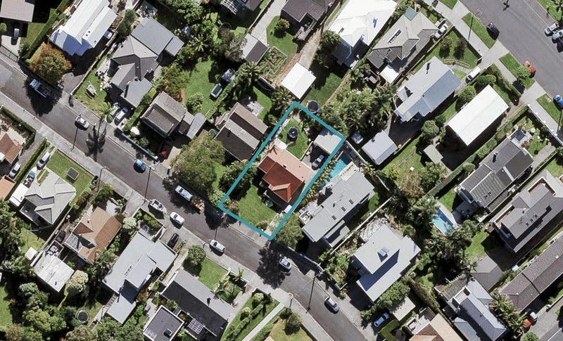 7 Tirotai Crescent, Westmere, Auckland - Carousel 1