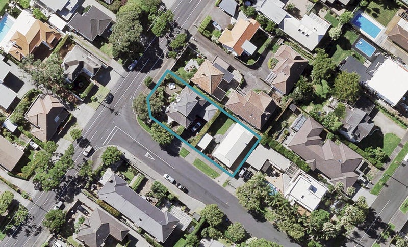 2 Chesterfield Avenue, St Heliers, Auckland - Carousel 1