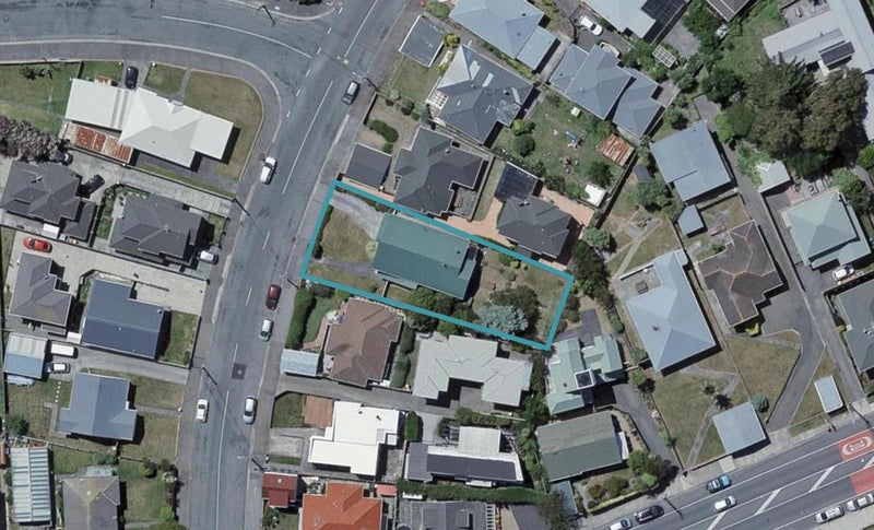 8 The Quadrant, Miramar, Wellington - Carousel 1
