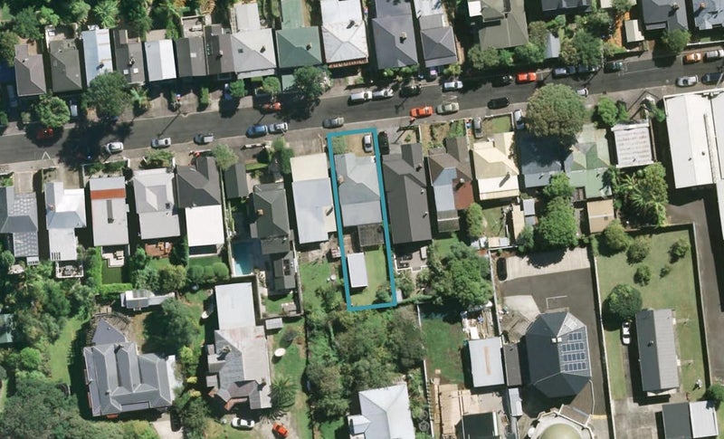 0 , Ponsonby - Carousel 1