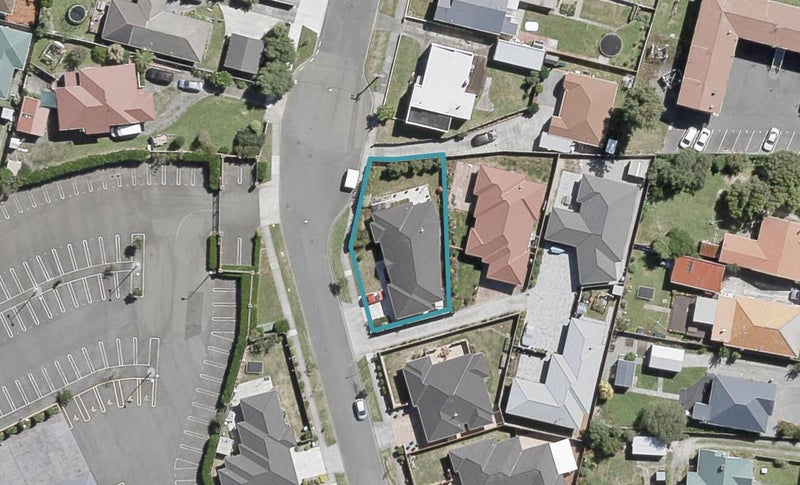 17 Moana Grove, Waiwhetu, Lower Hutt - Carousel 1