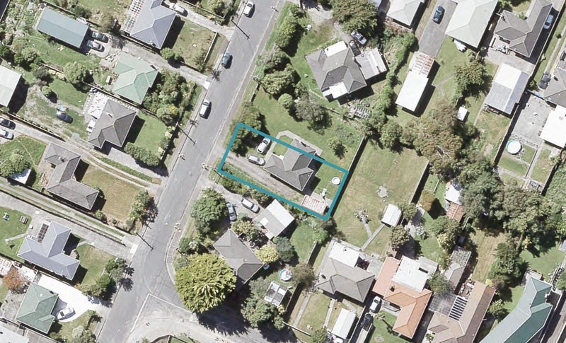 5A Davis Grove, Wainuiomata, Lower Hutt - Carousel 1