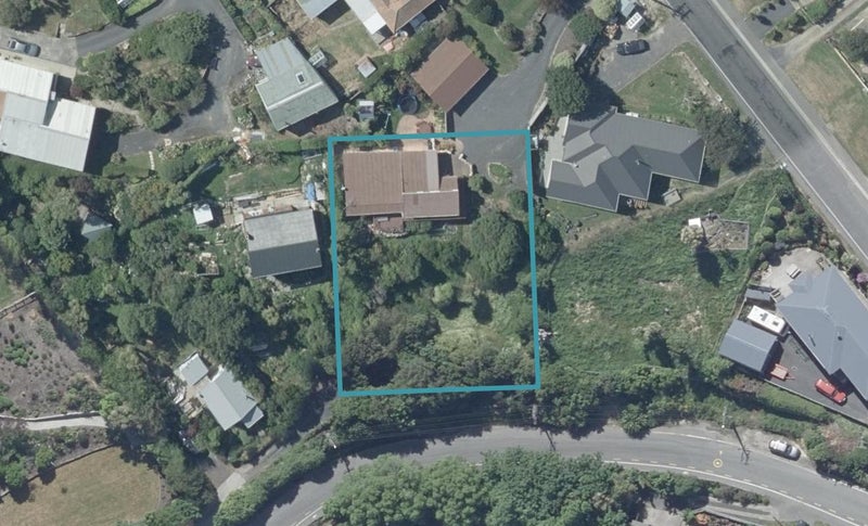18 Scroggs Hill Road, Brighton, Dunedin - Carousel 1