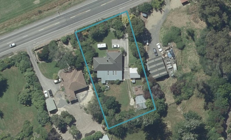 15 Main South Road, East Taieri, Mosgiel - Carousel 1