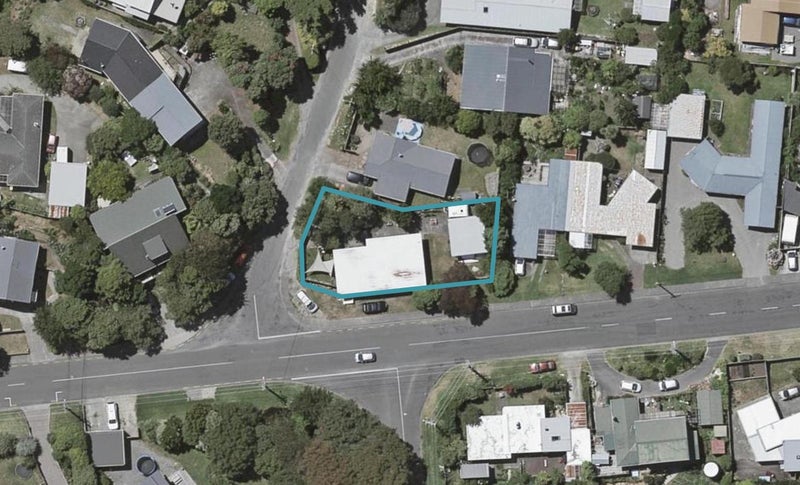37 Menin Road, Raumati South, Paraparaumu - Carousel 1