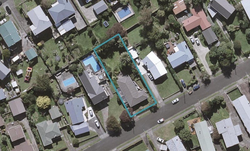 15 Hua Street, Bell Block, New Plymouth - Carousel 1