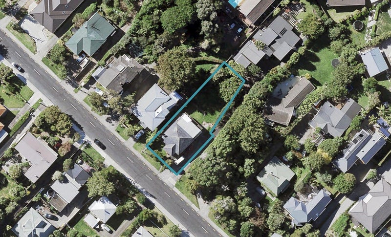 88 Beach Road, Mellons Bay, Auckland - Carousel 1