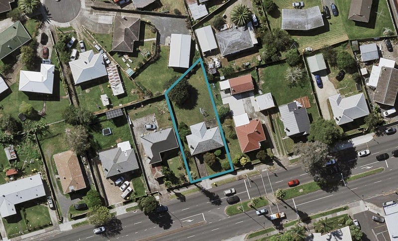 220 East Tamaki Road, Otara, Auckland - Carousel 1