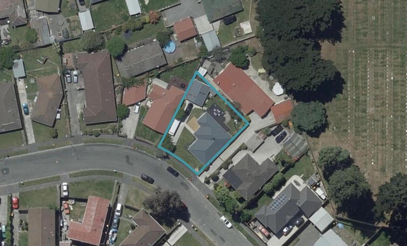 58 Kawau Crescent, Bromley, Christchurch - Carousel 1
