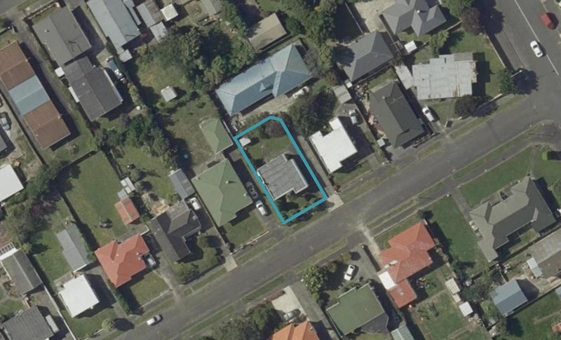 31 Rewa Street, Takaro, Palmerston North - Carousel 1