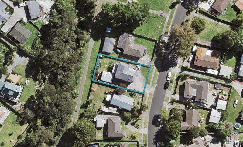 44 Urlich Drive, Ranui, Auckland - Carousel 1