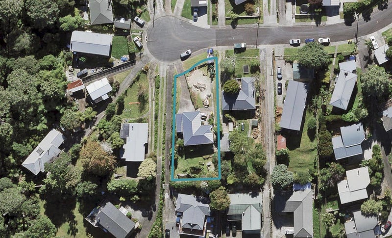 60 Chorley Avenue, Massey, Auckland - Carousel 1