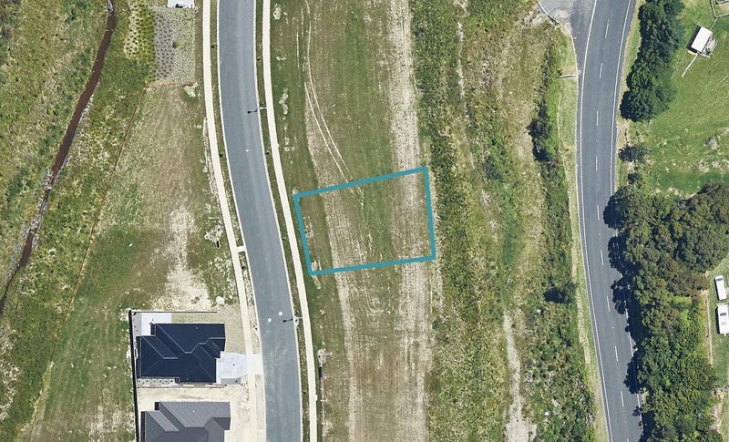 37 Pakanga Grove, Pyes Pa, Tauranga - Carousel 1