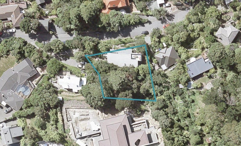 39 Walter Road, Lowry Bay, Lower Hutt - Carousel 1