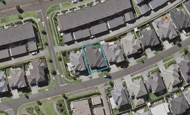 15 Kauriki Terrace, Stonefields, Auckland - Carousel 1