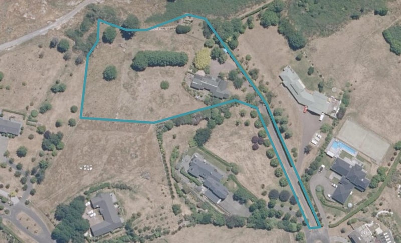 240 Ferndale Way, Taupo - Carousel 1
