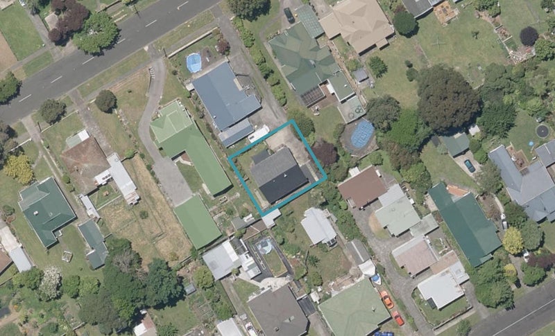 10A Nixon Street, Whanganui East, Whanganui - Carousel 1