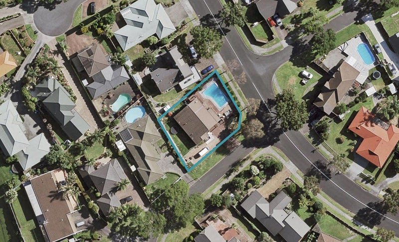 1 Elana Court, Conifer Grove, Takanini - Carousel 1