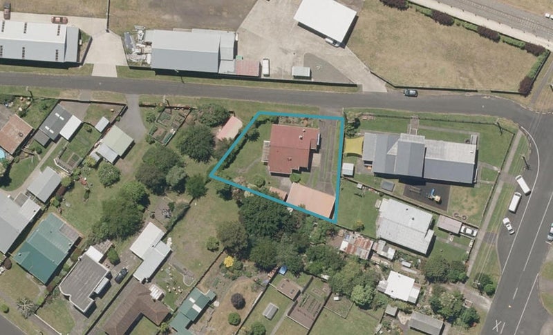 7 Pehi Street, Whanganui East, Whanganui - Carousel 1
