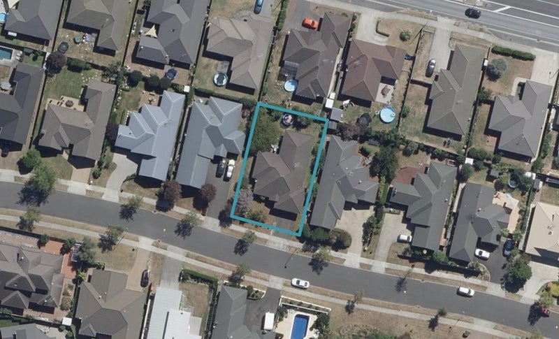 18 Haswell Place, Huntington, Hamilton - Carousel 1