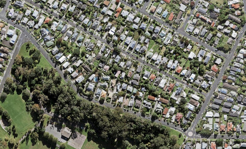 18A Springfield Road, Morningside, Auckland - Carousel 1
