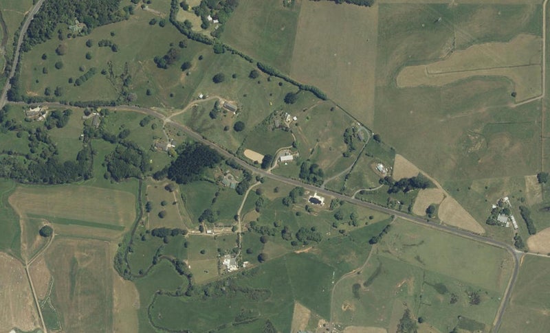 730 Grove Road, Karamu, Hamilton - Carousel 1