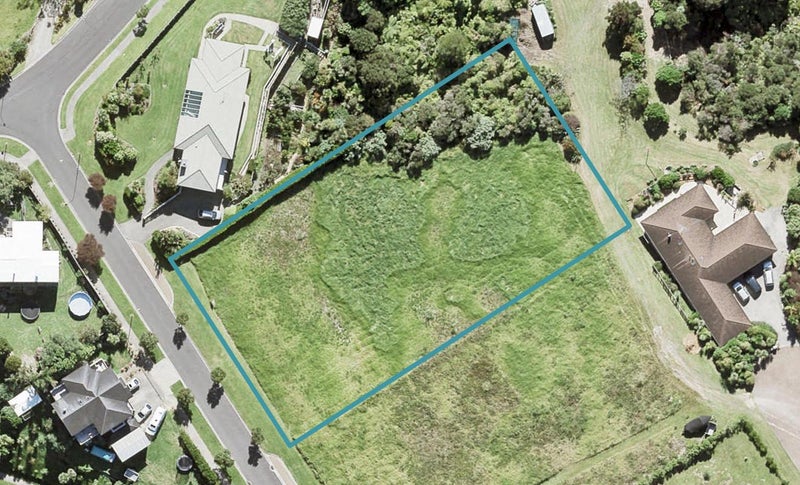 5 Balboa Drive, Matakatia, Whangaparāoa - Carousel 1