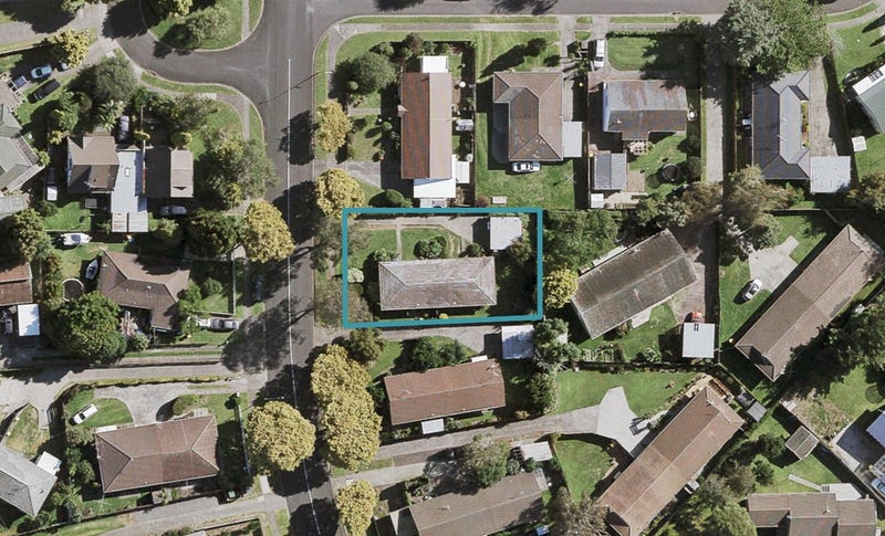 1/26 Kindergarten Drive, Conifer Grove, Takanini - Carousel 1