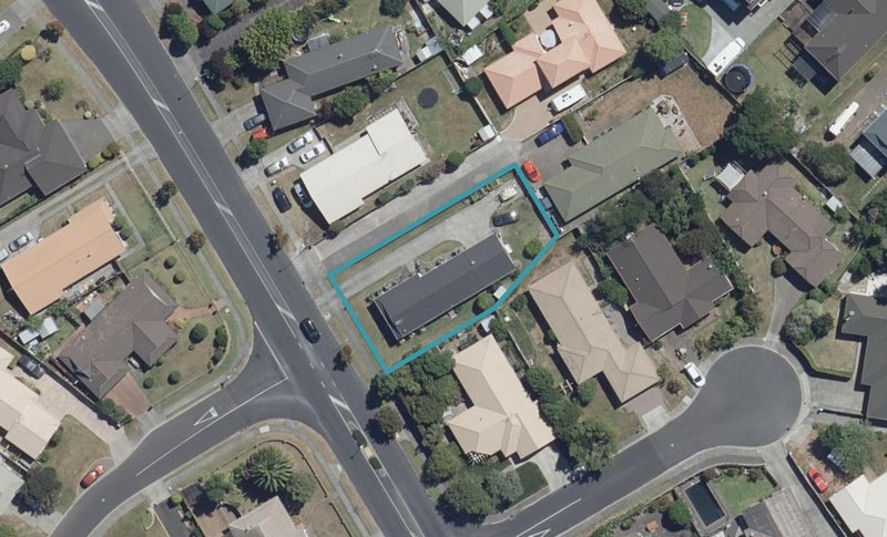 25 Moreland Avenue, Pukete, Hamilton - Carousel 1