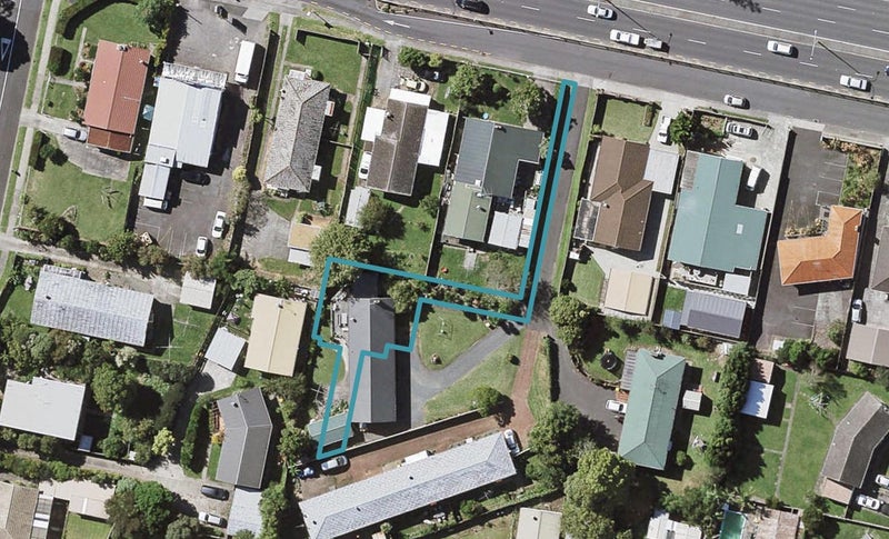 7/81 Pakuranga Road, Pakuranga, Auckland - Carousel 1