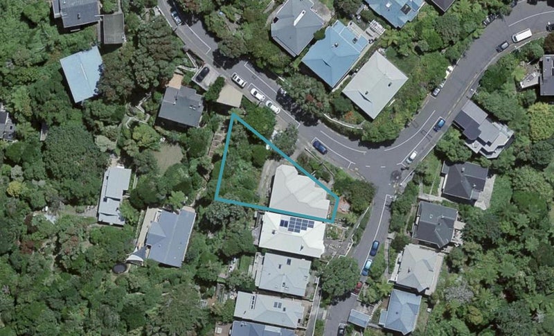 34 Saint Michaels Crescent, Kelburn, Wellington - Carousel 1