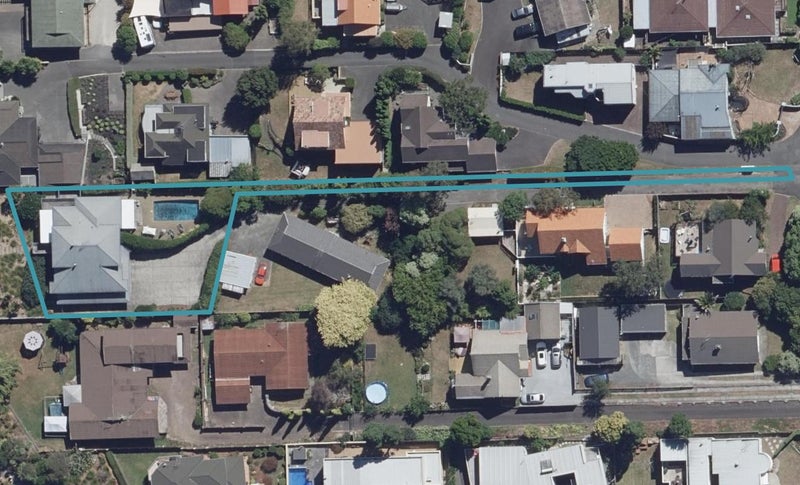 158C Pembroke Street, Hamilton Lake, Hamilton - Carousel 1