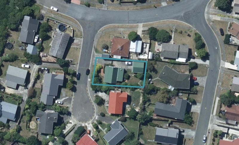 3 Pump Lane, Whitby, Porirua - Carousel 1