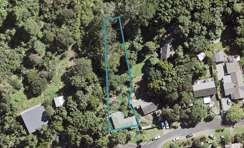 13 Tane Road, Laingholm, Auckland - Carousel 1