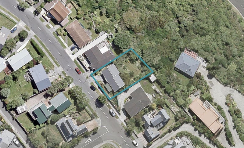 71 Cypress Drive, Maungaraki, Lower Hutt - Carousel 1