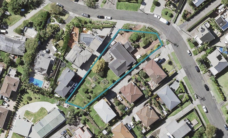 18 Prospect Terrace, Milford, Auckland - Carousel 1