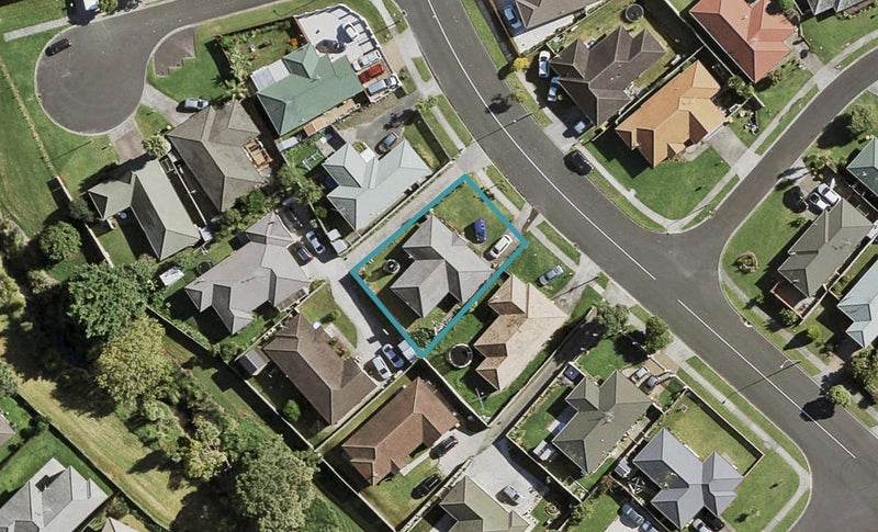 47 Glenveagh Park Drive, Weymouth, Auckland - Carousel 1