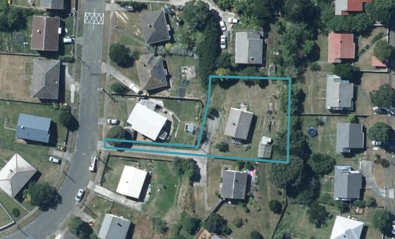 25 Durham Street, Cannons Creek, Porirua - Carousel 1
