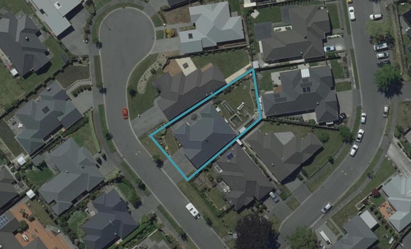 4 Benjamin Mountfort Close, Hillmorton, Christchurch - Carousel 1