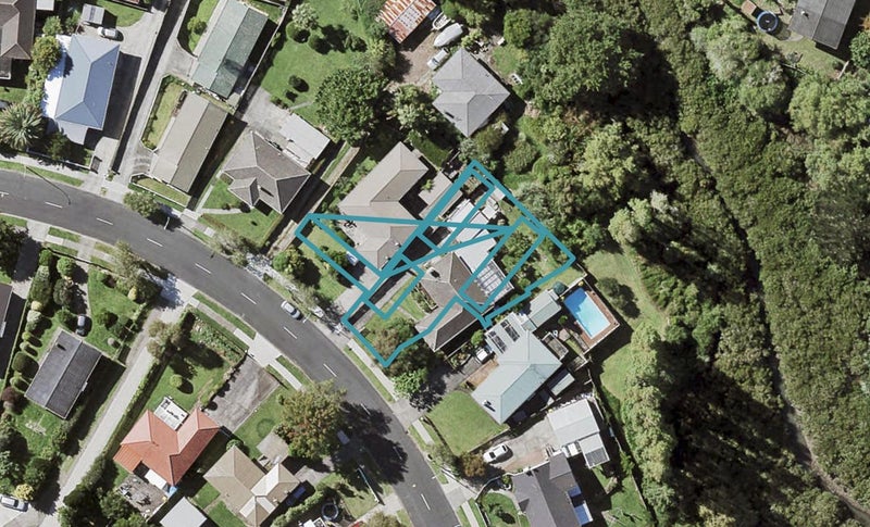 2/30 Ennis Avenue, Pakuranga Heights, Auckland - Carousel 1