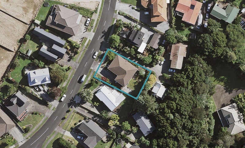 26 Calluna Crescent, Totara Heights, Auckland - Carousel 1