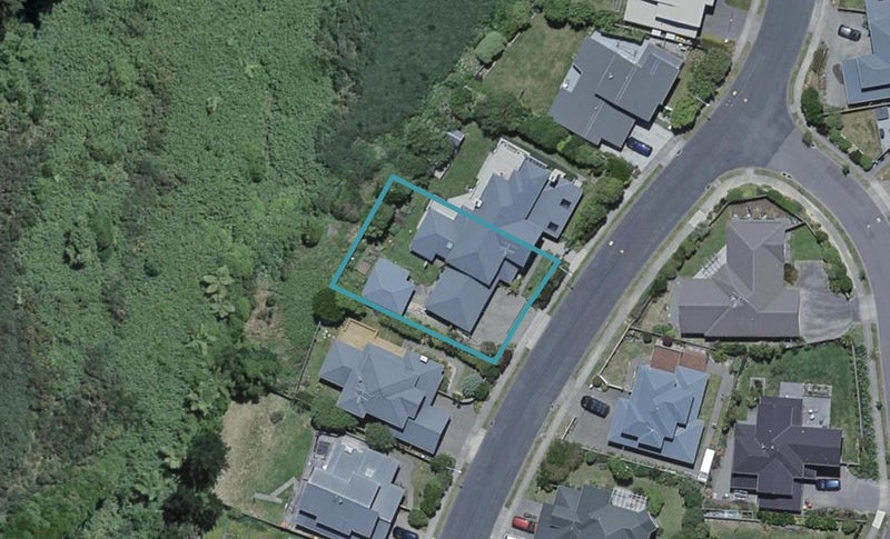 55 Furlong Crescent, Churton Park, Wellington - Carousel 1