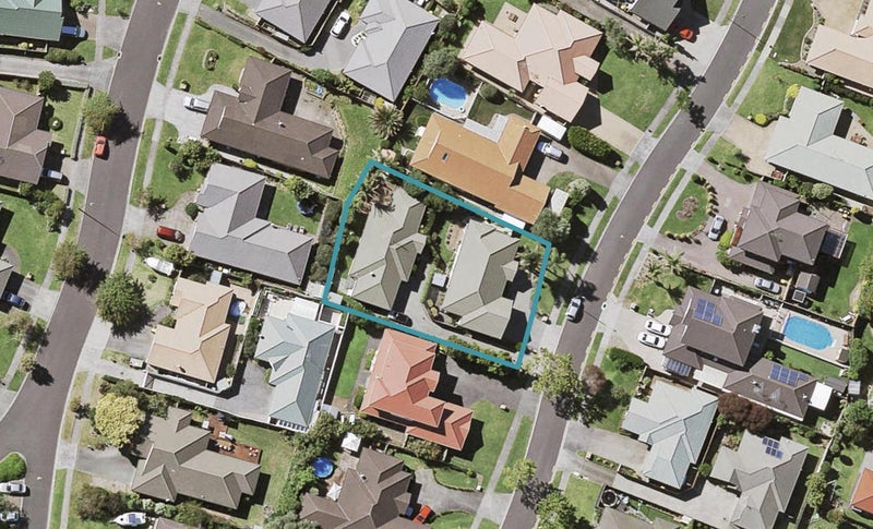 1/19 Emyvalie Place, Dannemora, Auckland - Carousel 1