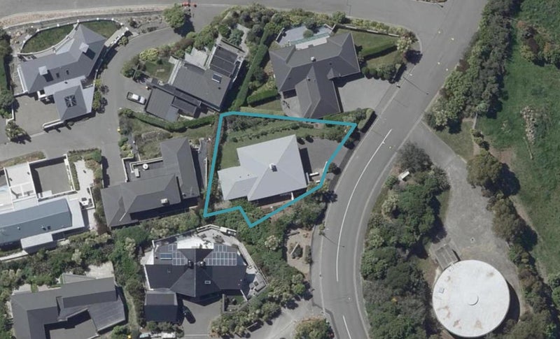 142 Glenstrae Road, Redcliffs, Christchurch - Carousel 1