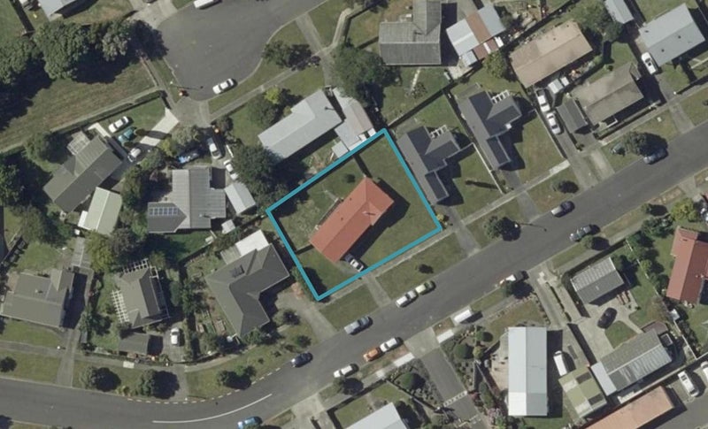10 Dalwood Grove, Highbury, Palmerston North - Carousel 1