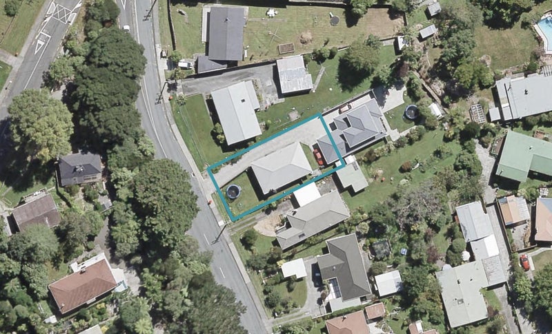 25 Pinehaven Road, Pinehaven, Upper Hutt - Carousel 1