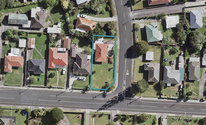 25 Fleming Street, Manurewa East, Auckland - Carousel 1