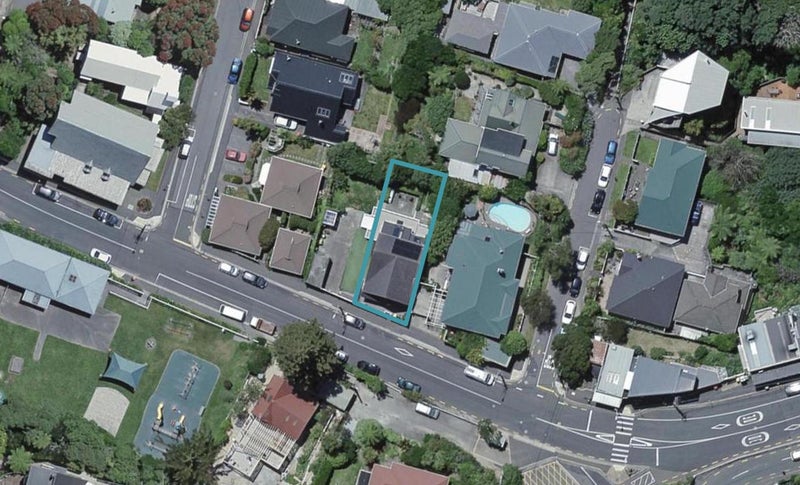 108 Wadestown Road, Wadestown, Wellington - Carousel 1