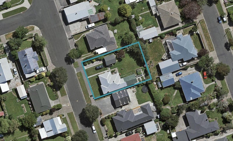 137 Bamborough Street, Richmond, Invercargill - Carousel 1