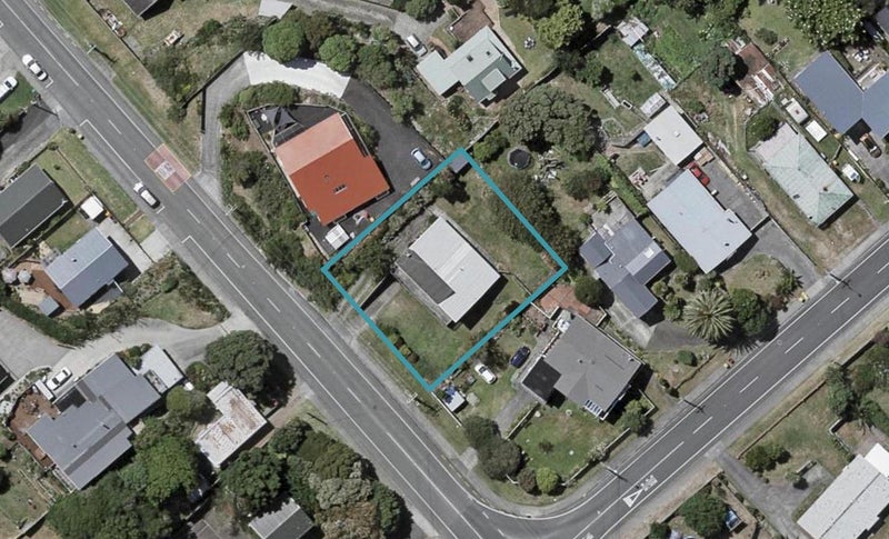 53 Martin Road, Paraparaumu Beach, Paraparaumu - Carousel 1